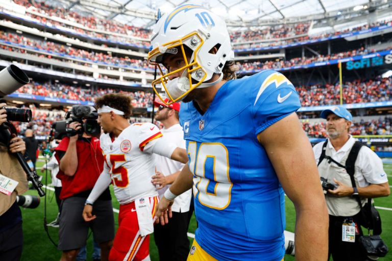 Kansas City Chiefs vs. Los Angeles Chargers prediction, pick for NFL Week 1 on Friday 9/5/25