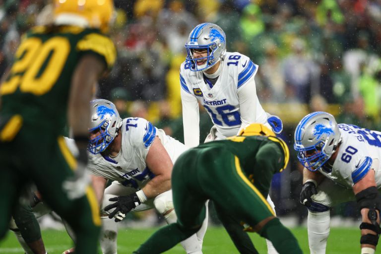 How Does Playing in a Dome vs. Outdoor Stadium Impact Fantasy Football Production?