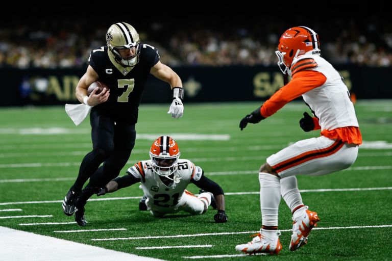 Is Saints TE Taysom Hill worth a bench stash in 2025 fantasy football?