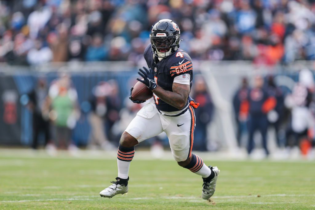 D’Andre Swift best prop bet for Bears at 49ers on Sunday 12/28/25