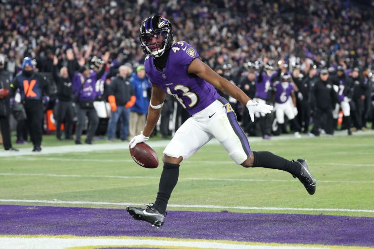 Fantasy Football Value Picks: Top SNF NFL DFS Value Plays for Week 1 2025