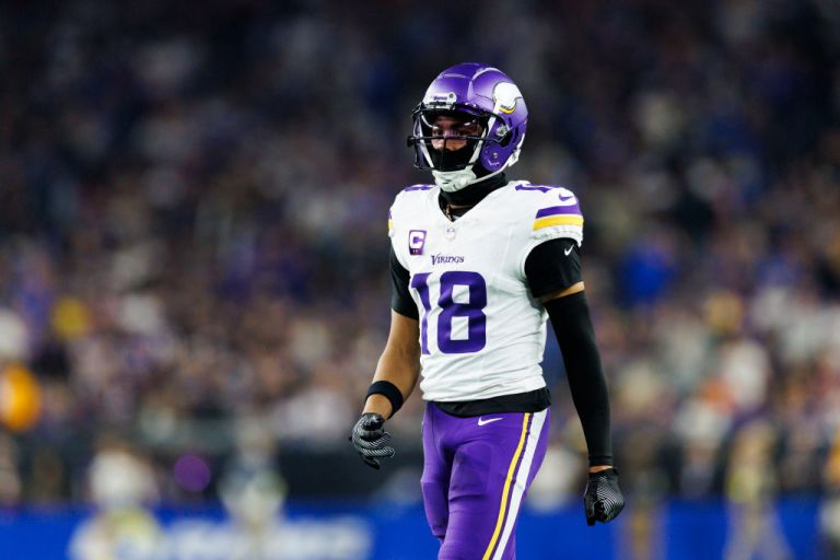 Best Justin Jefferson Prop Bets for Vikings vs. Bears on Monday 9/8/25