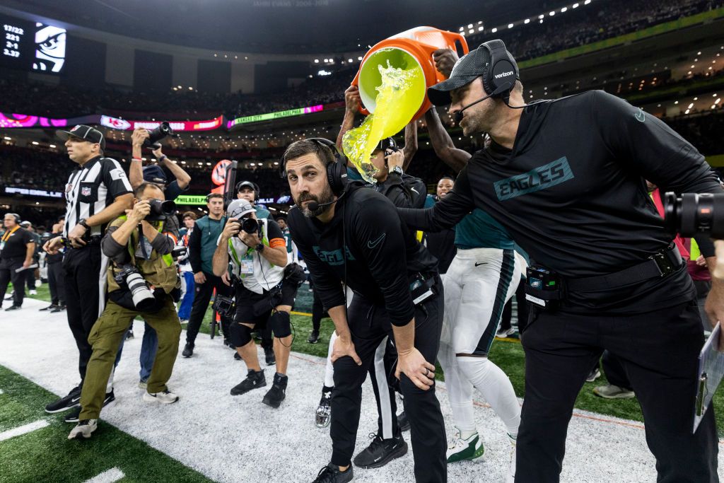 History of Gatorade color results in the Super Bowl