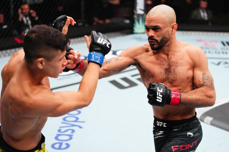 Prediction, pick for Rob Font vs. David Martinez at Noche UFC