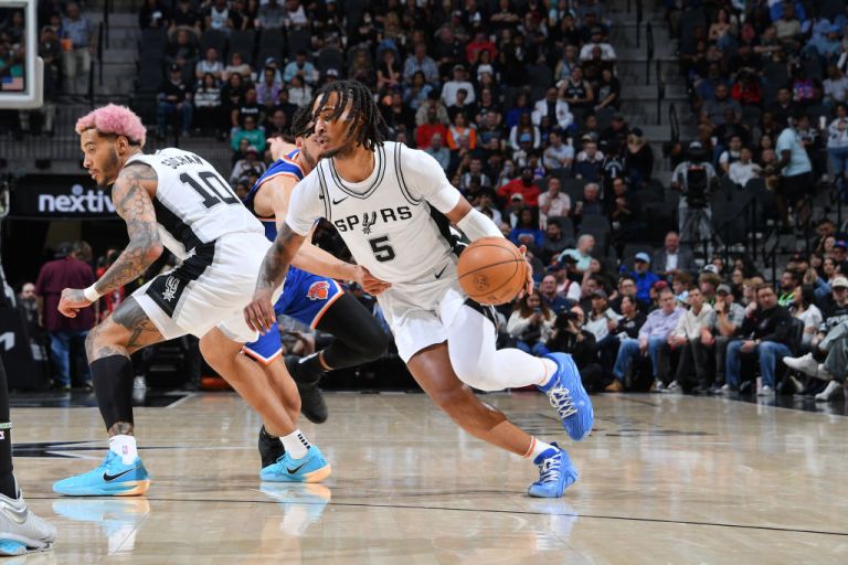 Best Stephon Castle Prop Bets for Spurs vs. Knicks in the Emirates NBA Cup on Tuesday 12/16/25