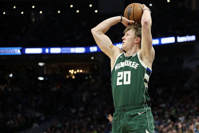 Will A.J. Green bets be refunded after injury during Bucks vs. 76ers on 12/5/25?