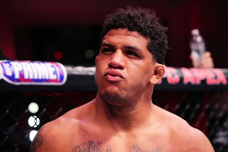 Picks, Best Bets for UFC Fight Night: Burns vs. Malott