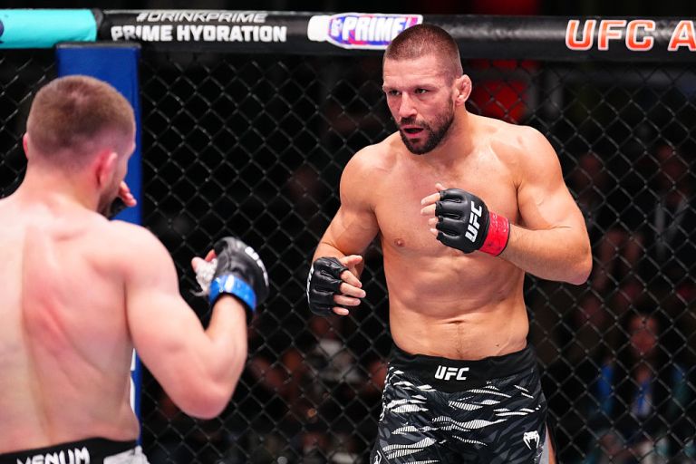 Prediction, pick for Mateusz Gamrot vs. Esteban Ribovics at UFC 327