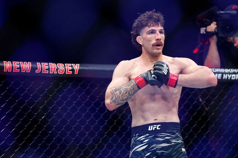 Prediction, pick for Nasrat Haqparast vs. Quillan Salkilld at UFC 321