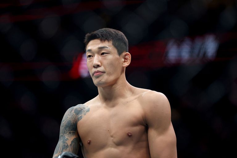 Prediction, pick for Daniel Santos vs. JooSang Yoo at UFC 320