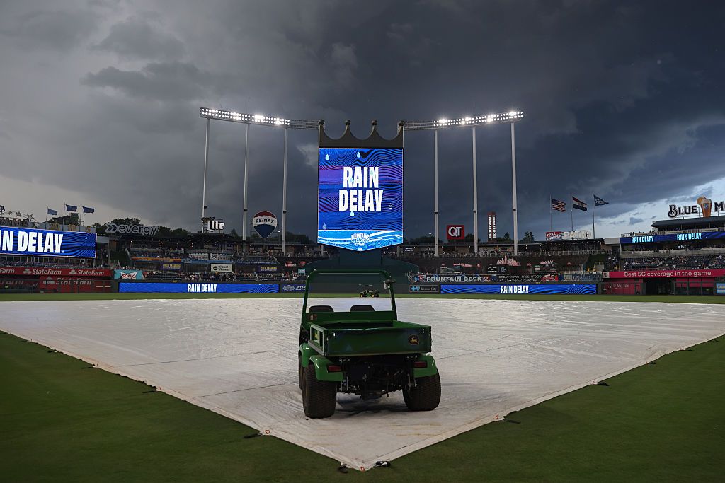 Diamondbacks vs. Royals game delayed due to rain Wednesday 9/9/26