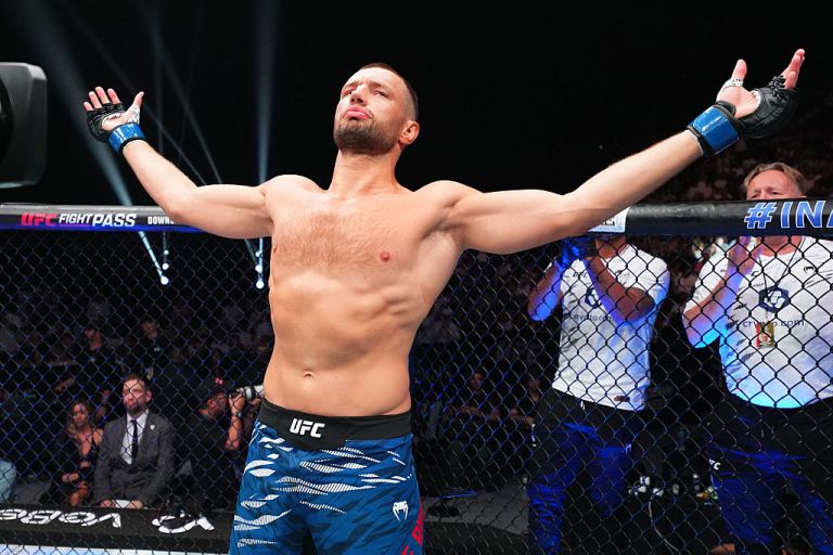 UFC Fight Night: De Ridder vs. Allen Full Card, Odds, How to watch