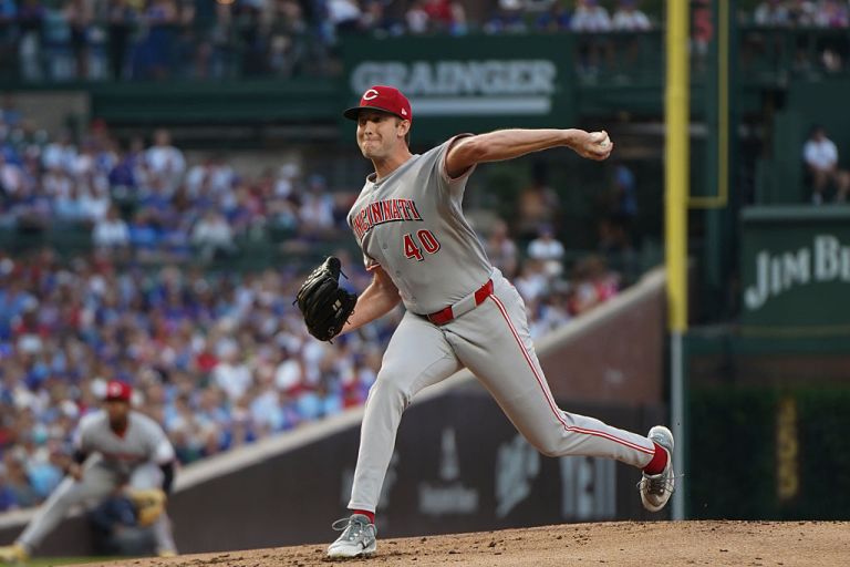 Cincinnati Reds at San Diego Padres prediction, pick for Monday 9/8/25