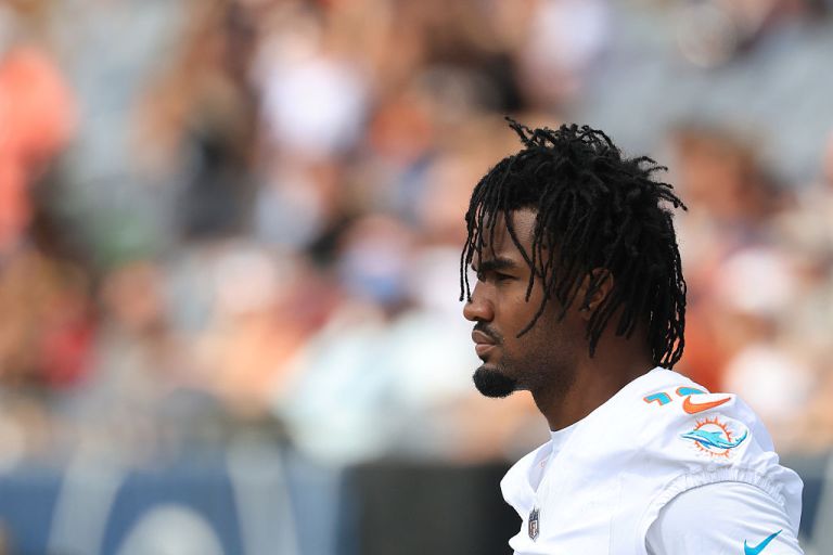 NFL Best Bets: Top player props for Miami Dolphins vs. New England Patriots for NFL Week 2 on 9/14/25