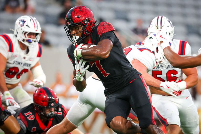 Top player props for Hawaii Rainbow Warriors vs. San Diego State Aztecs CFB Week 11