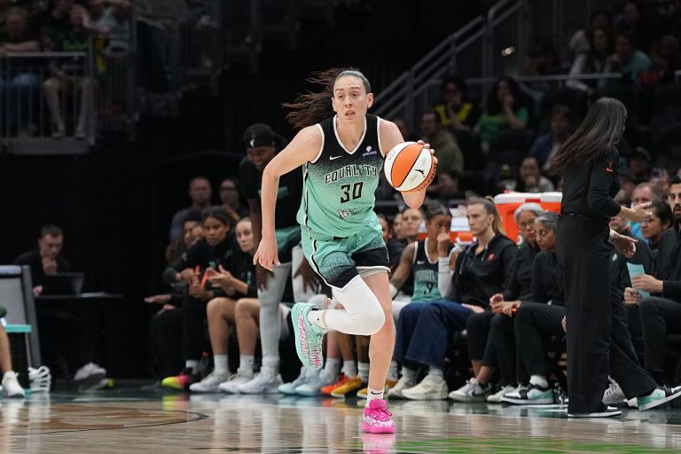 WNBA DFS Picks: Two must-start players for Thursday 8/13/26