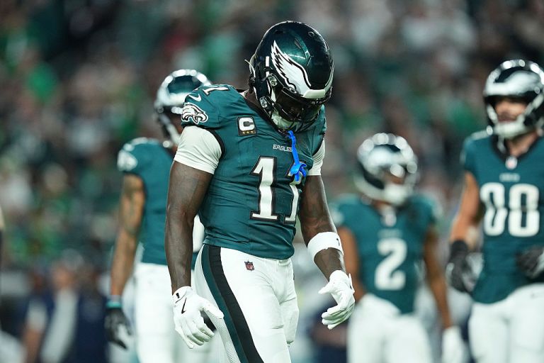 Should fantasy managers panic about A.J. Brown after a quiet Week 1?