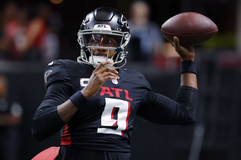 DraftKings SNF Pick6 Fantasy Football Picks: Top Plays for Sunday Night Football Week 2