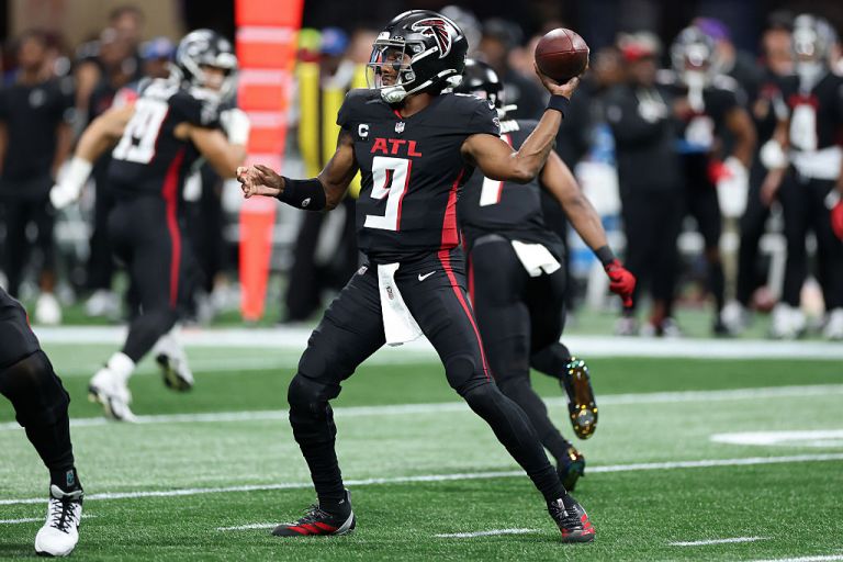 NFL Best Bets: Falcons at Vikings Best Prop Bets on Sunday Night Football 