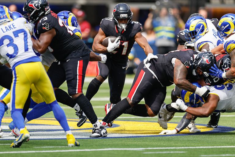 Evaluating the Texans backfield: Nick Chubb, Dameon Pierce, and Woody Marks