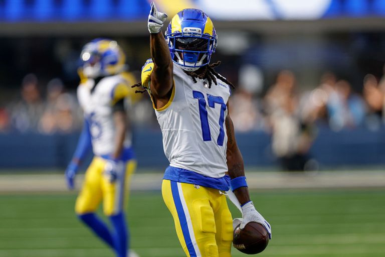 Best Buccaneers vs Rams Same Game Parlay Picks for NFL Week 12 – Sunday Night Football