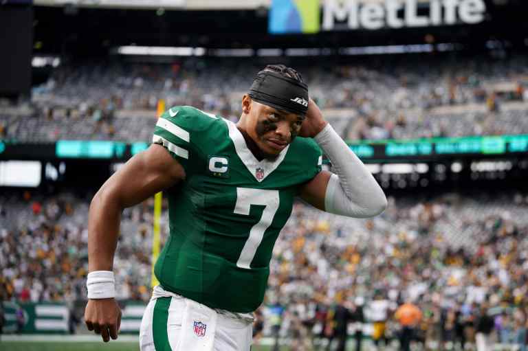 NFL Pick ‘Em Pool Predictions for Week 2 2025