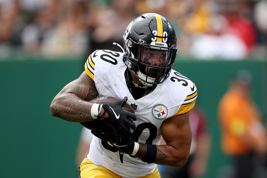 Best Jaylen Warren prop bets for Steelers vs. Dolphins on Monday Night Football Week 15