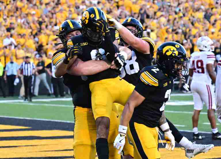 Rutgers Scarlet Knights vs. Iowa Hawkeyes prediction, pick for Friday 9/19/25