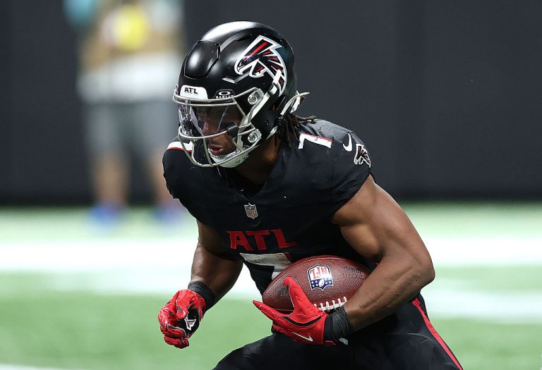 Best Falcons vs Vikings Parlay Picks for Sunday Night Football