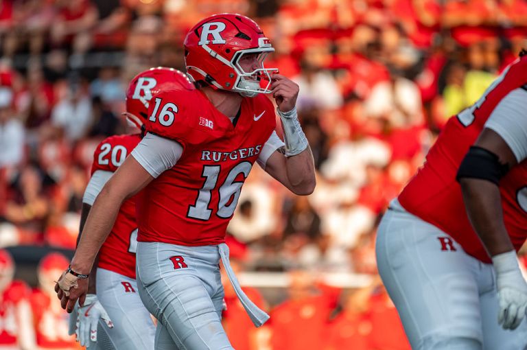 College Football Best Bets Today: DK Network Betting Group Picks for Friday 9/19/25
