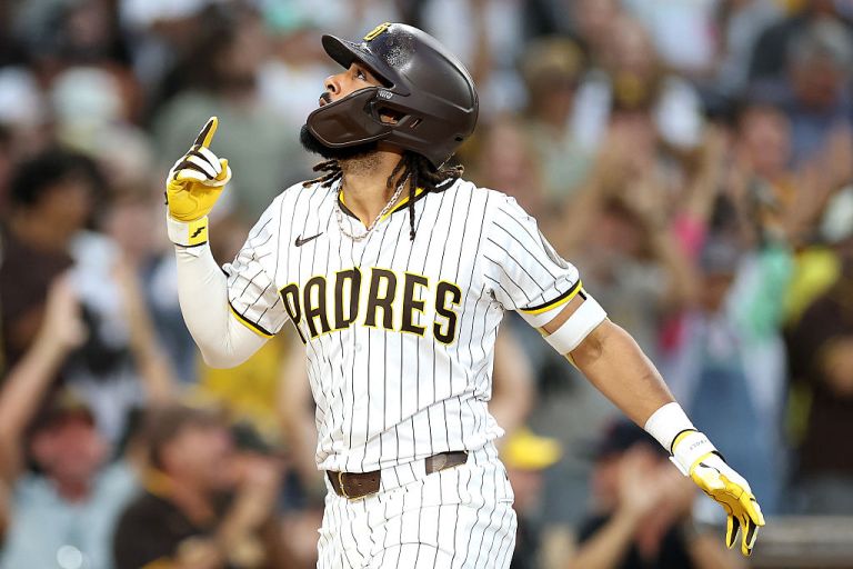 MLB DFS Picks: Three must-start fantasy baseball players for Sunday 4/5/26