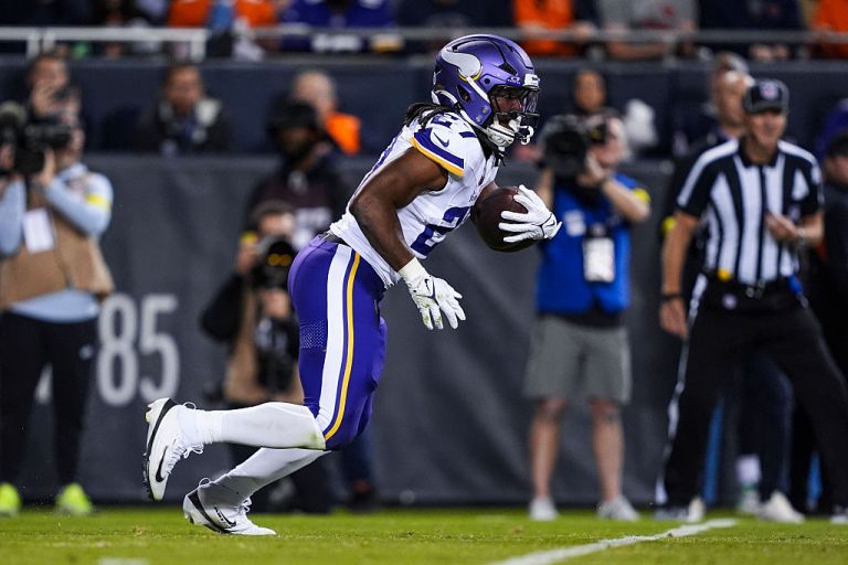 Will Jordan Mason bets be refunded after injury during Vikings vs. Giants in Week 16?