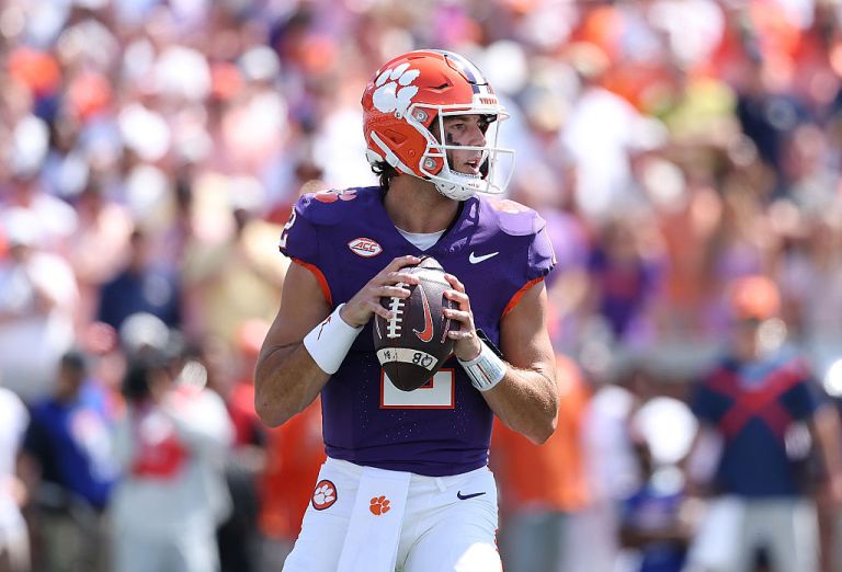 Clemson Tigers at North Carolina Tar Heels Prediction, Pick for Saturday 10/04/25