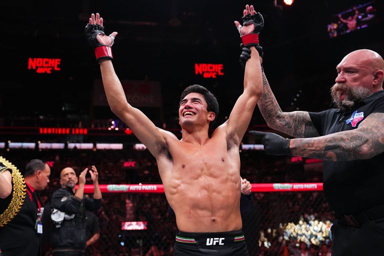 Prediction, pick for Santiago Luna vs. Angel Pacheco at UFC Mexico