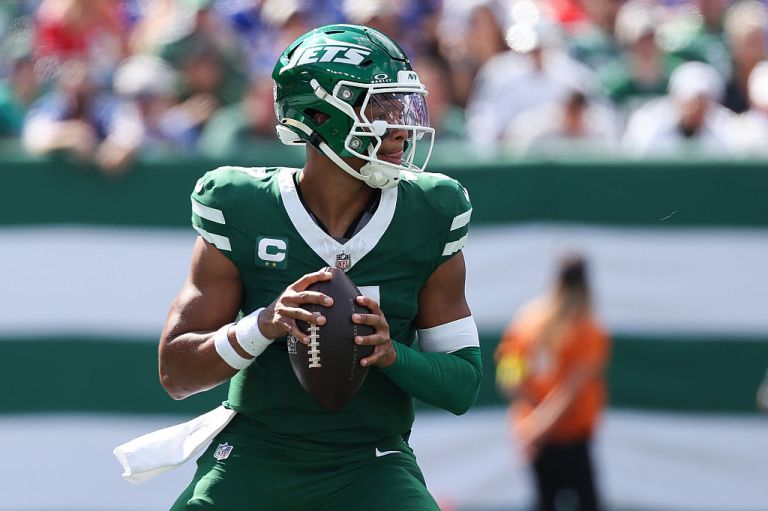 Justin Fields best prop bet for Jets vs. Browns on Sunday 11/9/25