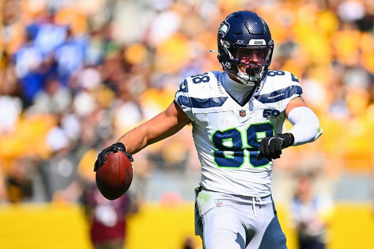 Top five fantasy football sleeper tight ends to start in NFL Week 3