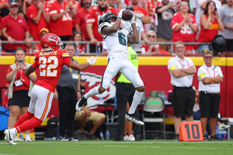 What should you do with DeVonta Smith in fantasy football for Week 3?