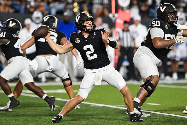 Utah State Aggies vs. Vanderbilt Commodores Prediction, Pick for Saturday 9/27/25