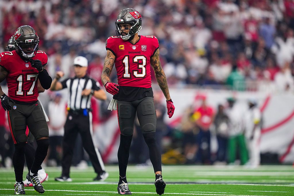 NFL Betting Cheat Sheet: Best Bets, Picks, Props for Falcons at Buccaneers on Thursday Night Football