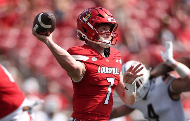 Best College Football Week 6 Player Prop Bets for Saturday 10/4/25