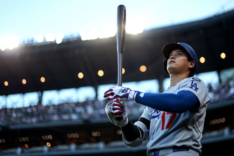 Cincinnati Reds at Los Angeles Dodgers  prediction, pick for Wild Card Game 1
