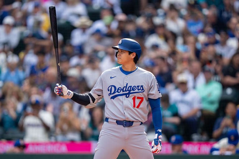 Opening odds for Reds vs. Dodgers 2025 Wild Card Series
