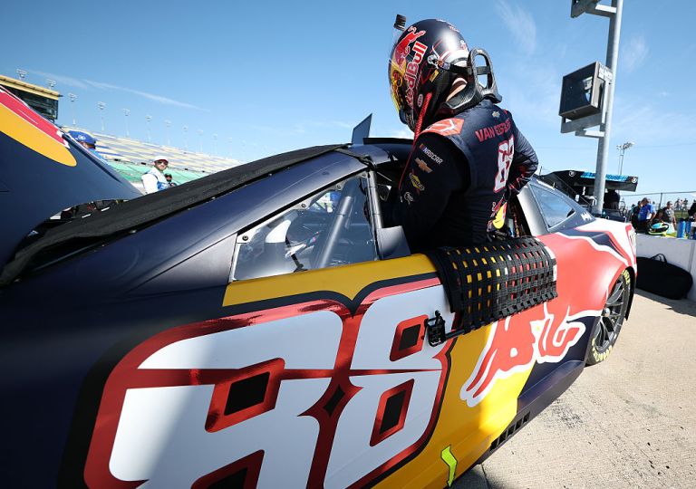 NASCAR Fantasy Rankings: DFS Picks on DraftKings for NASCAR Cup Series Bank of America Roval 400 at Charlotte