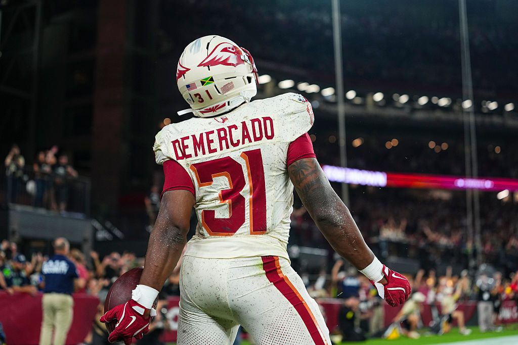 What happened to Emari Demercado? Live injury updates for 49ers at Cardinals on Sunday 11/16/25