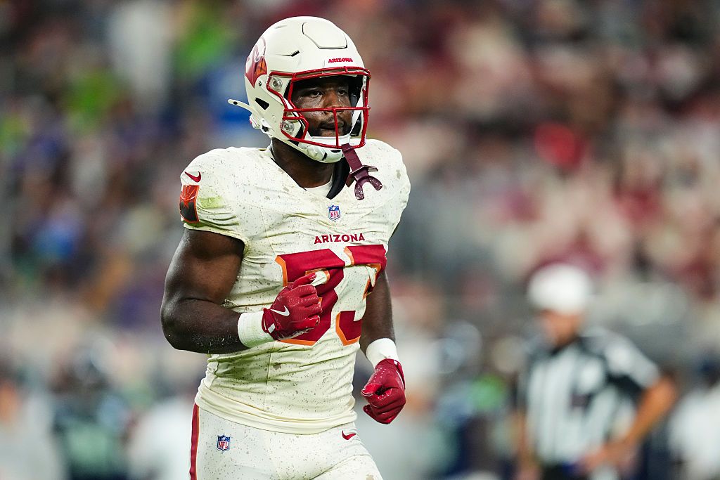 If Trey Benson returns in Week 12, is he or Bam Knight the Cardinals’ RB1?
