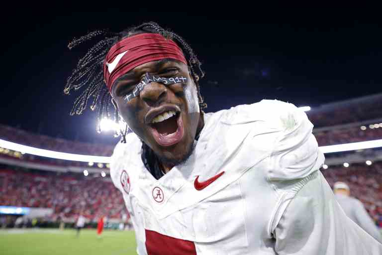 Fantasy College Football Picks: Top DraftKings Week 6 CFB DFS Targets, Values for 10/4/25