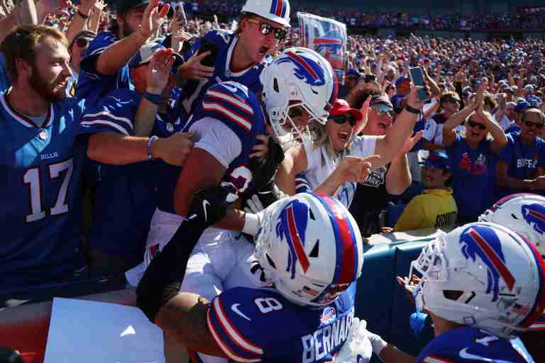NFL Survivor Pool Strategy for Week 5 2025