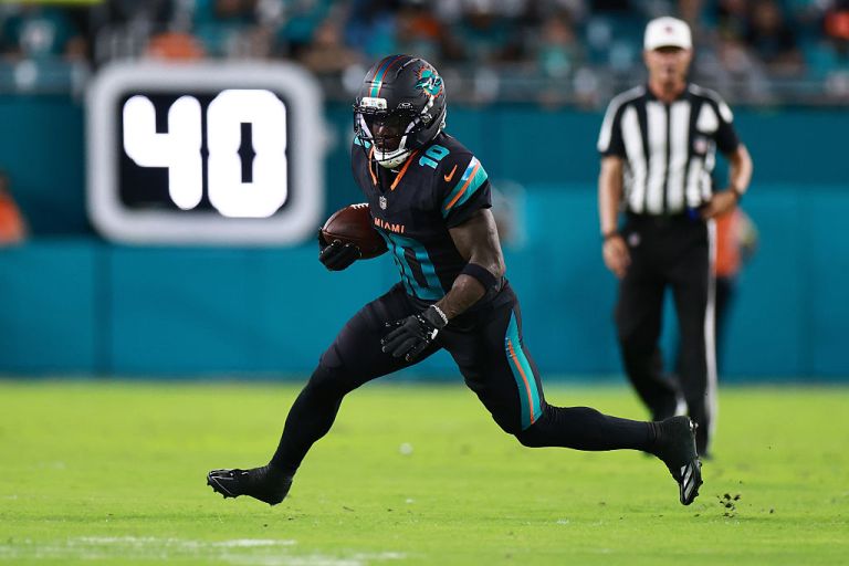 What happened to Tyreek Hill? Live injury updates for NFL Week 4 on 9/29/25