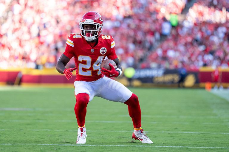 Fantasy Football Value Picks: Top MNF NFL DFS Bargain Plays for Week 5 2025