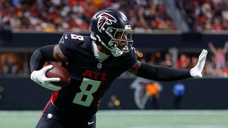 Fantasy Football Value Picks: Top DraftKings NFL DFS Bargain Plays for Week 11 2025